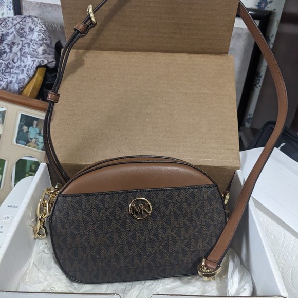 NWT Michael Kors Jet Set Glam Crossbody Oval Bag MK New Brown - Picture 2 of 8